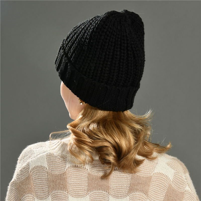 New Fashion Custom New Design Winter Warm Acrylic Unisex Wholesale Winter Warm Knitted Beanie 