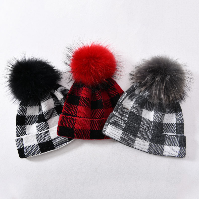 New Popular Plaid Hat with Detachable Real Fur Fake Fur Pompom Women Wool Knit Plaid Hat