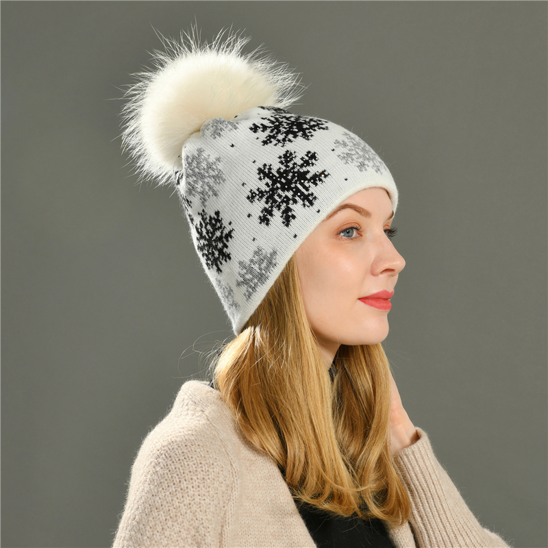 New Fashion Custom Design Snowflake Beanie Hat Wholesale Female Winter Wool Knitted Beanie Fashion