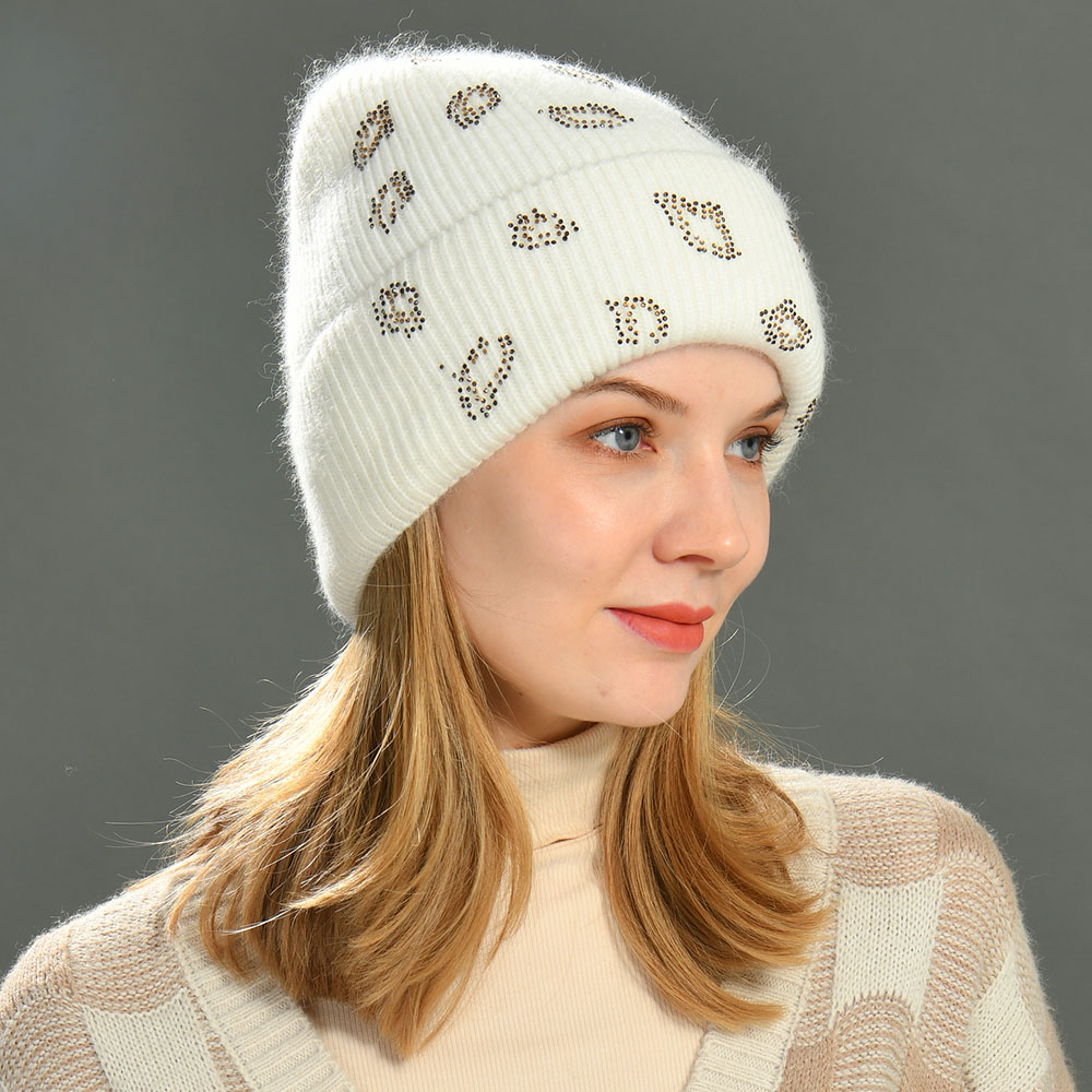 Factory Wholesale Cashmere Knit Beanie Hats Female Double Layer Thick Warm Women Winter Rhinestone Beanie