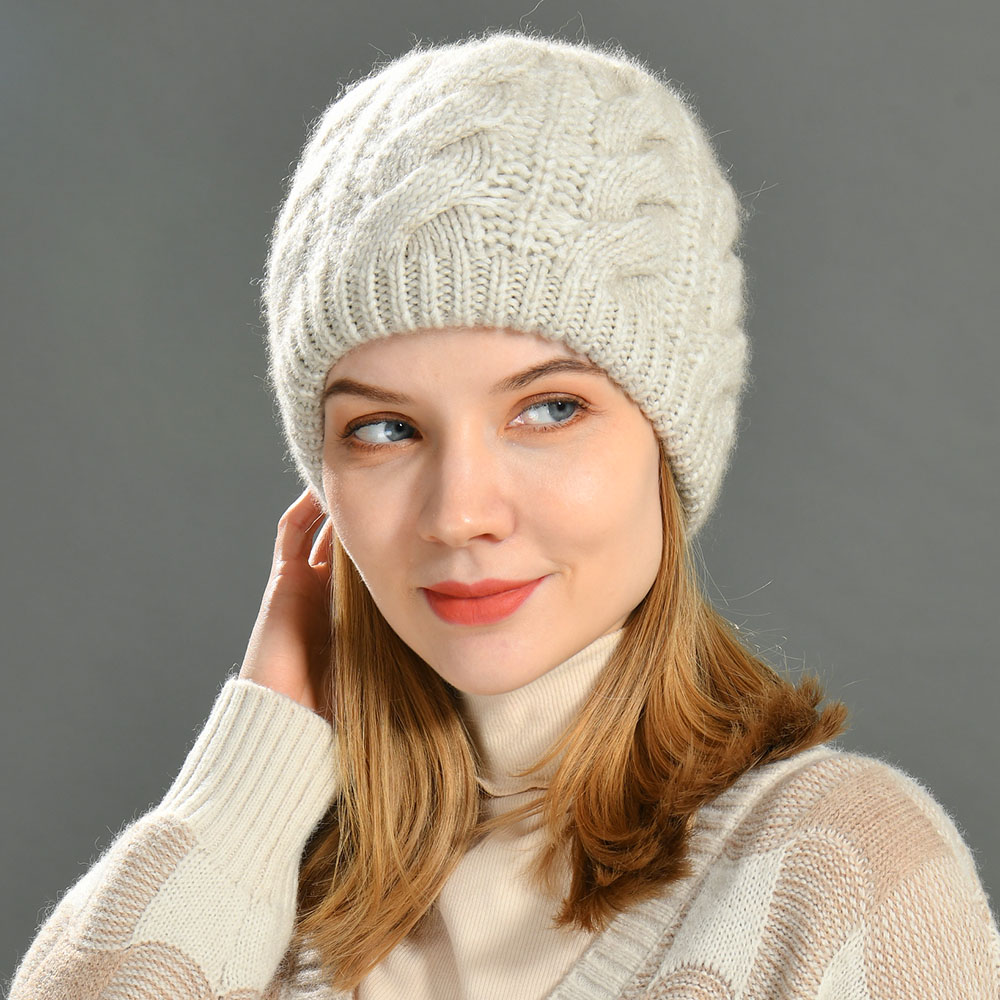 Hot Selling Winter Custom Twist Women Bonnet Fashion Keeping Warm Thick Double Layer Wool Knitted Winter Beanies Women