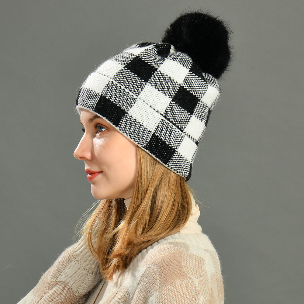 New Popular Plaid Hat with Detachable Real Fur Fake Fur Pompom Women Wool Knit Plaid Hat