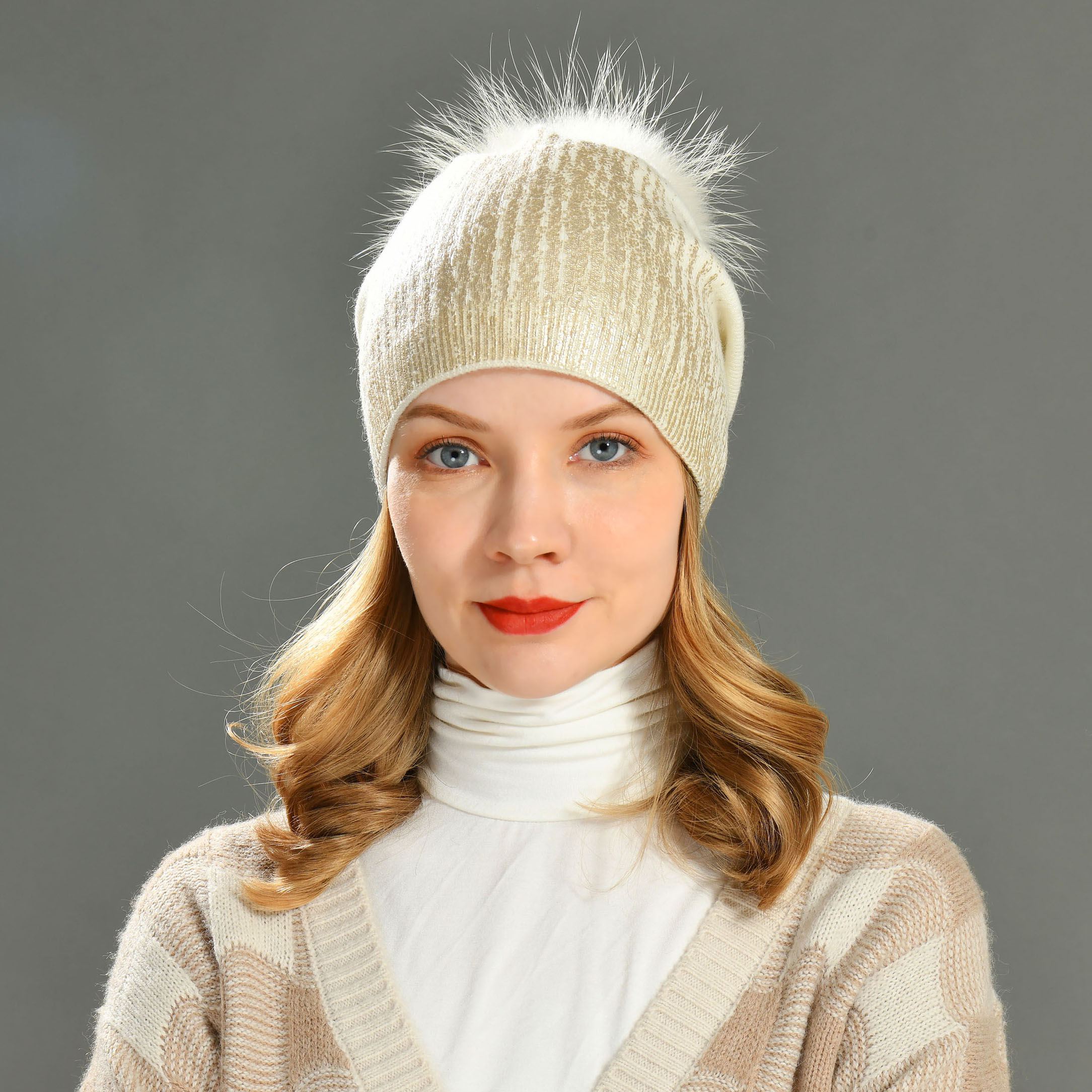 Winter Gilding Fashion Knitter Hat Beanie High Quality Cool Knitted Hats Women Pom Pom Hat