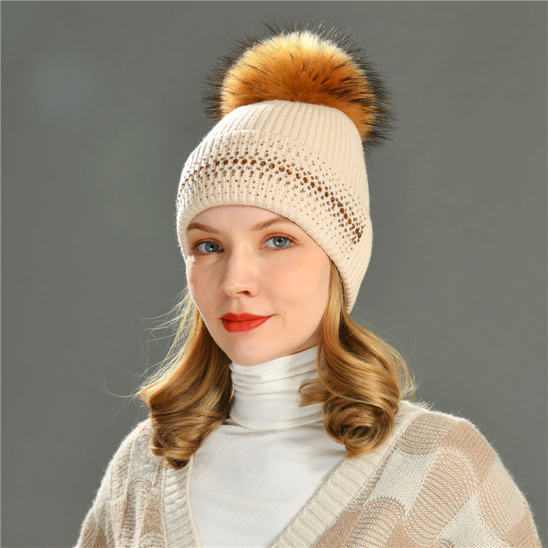 Winter Hats for Ladies Girls Beanies Knitted Warm Hat Autumn Female Acrylic Warm Bonnet Rhinestone Wholesale Hats 