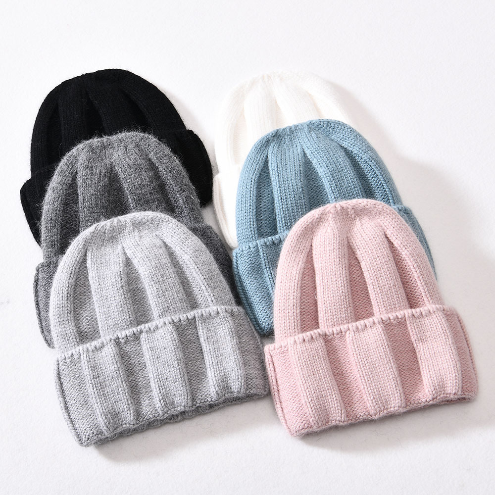 Wholesale Custom Label Bulk New Fashion Charm Soft Cuffed Striped Blank Winter Unisex Thick Knit Beanies