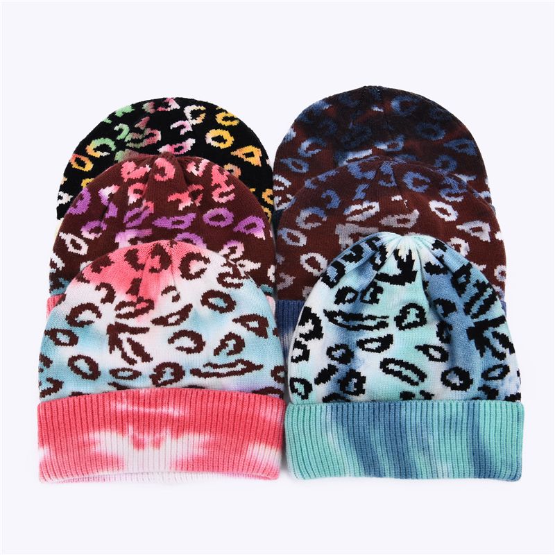 Factory Wholesale Design Acrylic Leopard beanie Knitted Hats Ladies Girls Soft Fashion Acrylic Beanie Hat 